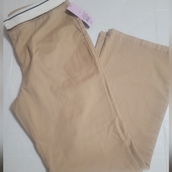 Wild Fable Mid-Rise Foldover Pants size 10 NWT - Picture 4 of 10